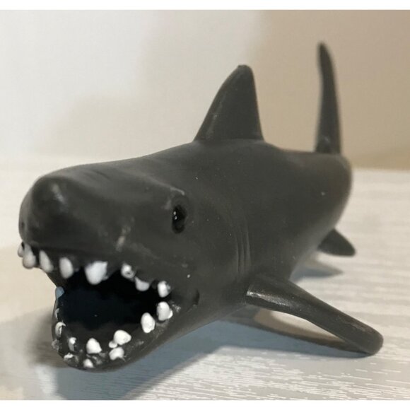 Plastic Toy Shark Figurine Lifelike Grey Teeth 4.5" - Picture 2 of 6